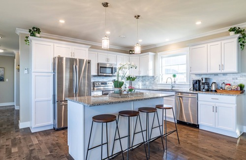 Stratford Casa | ⭐️Beautiful Bright House 5 Mins From Downtown ⭐️