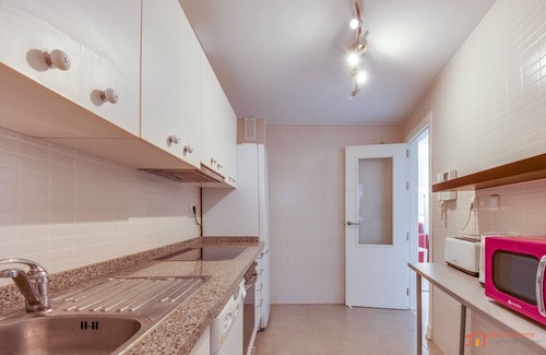 Puerto de la Duquesa Apartamento | Beautiful Buganvillas Apartment