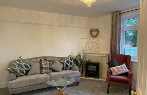 Plymouth Casa | Beautiful Bungalow