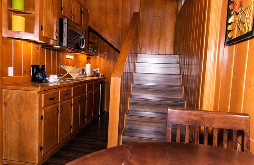 Escondido Cabina | Beautiful Cabin Hidden in San Pasqual Valley