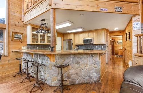 Placerville Casa | Beautiful Cabin in the Woods - Near Jenkinson Lake