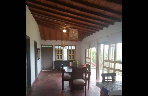 Quimbaya Chalet De Esquí | Hermosa Cabaña para 4 personas cerca a Quimbaya