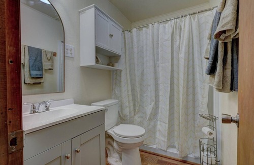 Cleveland County Cabina | Beautiful cabin in the woods