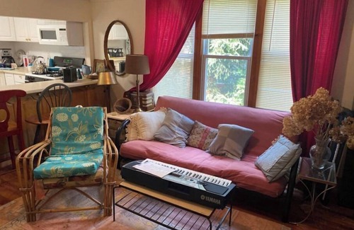 West Milford Cabaña | Beautiful Cabin In The woods Just 1 -Hour Way From Manhattan