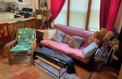 West Milford Cabaña | Beautiful Cabin In The woods Just 1 -Hour Way From Manhattan