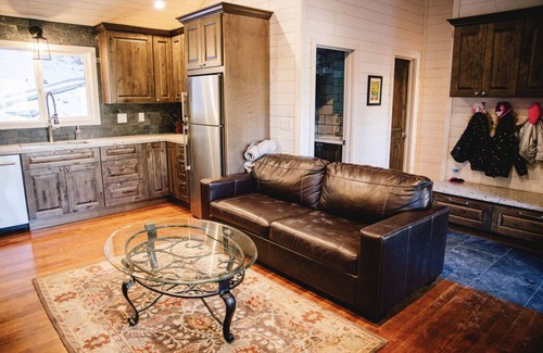 Greer Cabina | Beautiful Cabin on Wiltbank St. in Greer, AZ