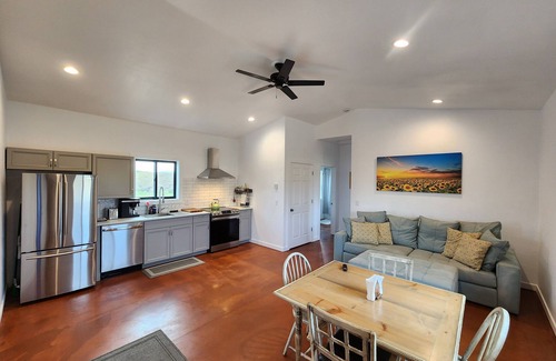 Broadwater County Cabina | Beautiful cabin with spectacular views of the lake and mountains.