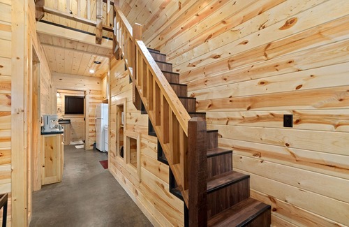 Golden Cabina | Beautiful cabins with a pool in a peaceful setting