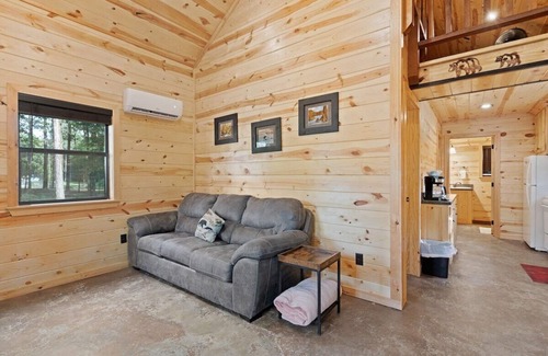 Golden Cabina | Beautiful cabins with a pool in a peaceful setting