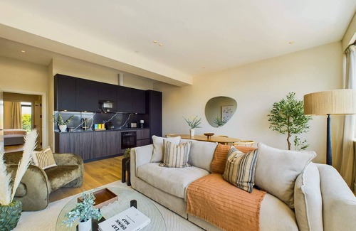 Camden Town Apartamento | Beautiful Camden Town Apartment with Balcony