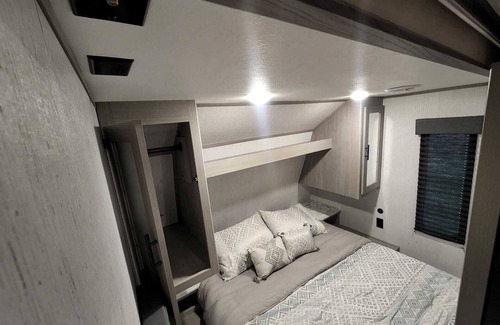 Rutherfordton Alquiler De RV | Beautiful Camper on quiet lot in the foothills of Western NC