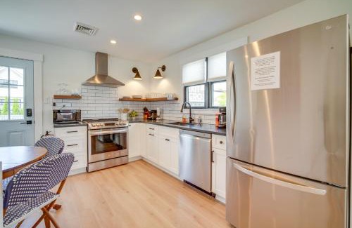 Cape May Casa | Beautiful Cape May Cottage Walk to Beach and Mall!