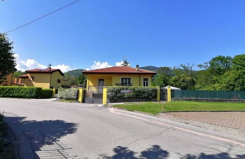 San Martino Casa | Casa Vacanza Elena, con vistas a la montaña, jardín, balcón y Wi-Fi; admite mascotas