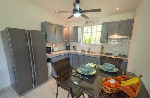 Coloncito Casa | Hermosa Casita - Padradise en Panamá, Nueva Gorgona