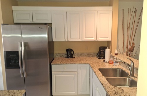 Central Naples Condominio | Beautiful, central apartment in a fantastic community in the middle of a golf course