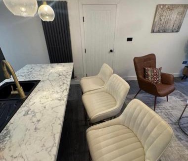Fairfield Casa | Beautiful Central Croydon Rooms - 5 mins to train