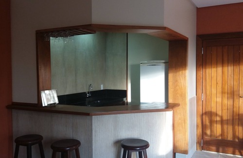 Lago Sul Chalet De Esquí | CHALET HERMOSO EN EL LAGO SUR 2 HABITACIONES 2 BAÑOS, MUY VERDE ALREDEDOR, VISTA HERMOSA