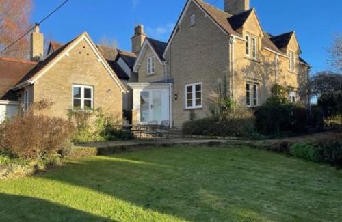 Chipping Norton Casa | Beautiful Character Cottage in the Country