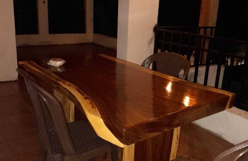 Bacocho Chalet De Esquí | Beautiful chikatana family home steps from Bacocho beach