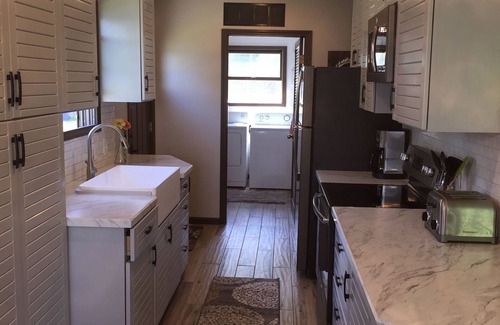 Petoskey Cabina | Cabaña recientemente remodelada en Crooked Lake- Sleeps 8