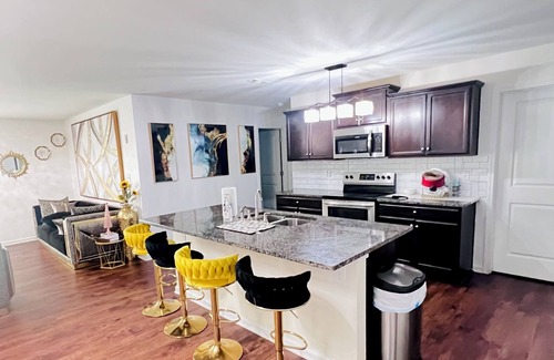 Concord Casa | Beautiful ,Clean, Stylish home in peaceful and well maintained environment .