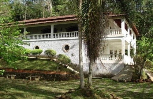 Mogi das Cruzes Casa | Hermosa casa colonial, ocio, lago verde y privado y piscina