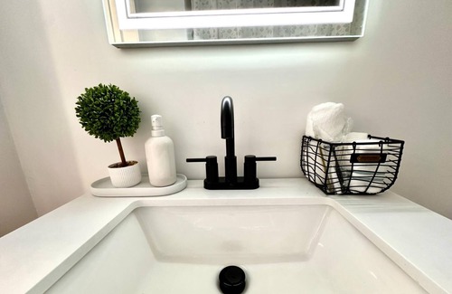 South Mountain Casa | Beautiful, Comfortable, Safe and Quiet place, Only 11 Min from the airport