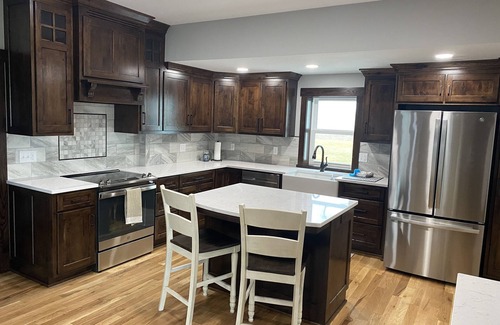 Pemberton Otro | Beautiful completely renovated farmhouse with all the modern amenities!