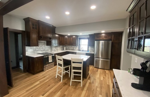 Pemberton Otro | Beautiful completely renovated farmhouse with all the modern amenities!