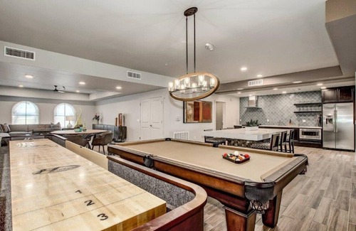 Ocotillo Condominio | Beautiful condo at the luxurious resort style "THE CAYS" in DOWNTOWN OCOTILLO!