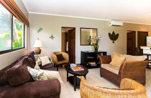Playa Flamingo Casa | Beautiful Condo in Peaceful Cliffside Location with a Private Balcony & Stunning Ocean and Mountain Views