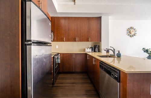 Wellington Place Hotel | Beautiful Condos In Heart of Downtown