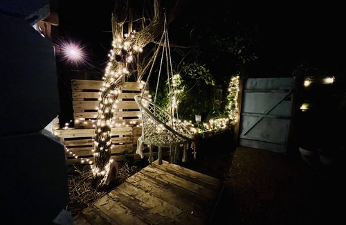 Felpham Cabina | Beautiful Cosy Garden Cabin, 5min Walk to Beach