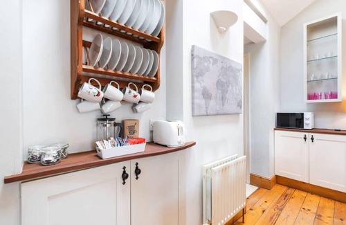 The Liberties Casa | Beautiful Cottage Central Location Fast WIFI n TV