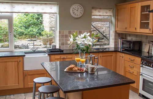 Bretherdale Cabaña | Beautiful Cottage in Idyllic Village of Orton