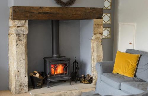 Sherston Casa | Beautiful Cottage in Picturesque Cotswolds Village