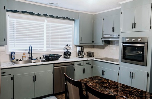 Kings Mountain Casa | Beautiful Country House!