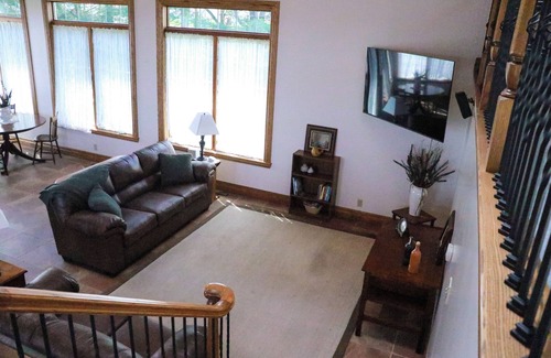Hadley Casa | Beautiful country estate perfect for small weddings, retreats & large families!