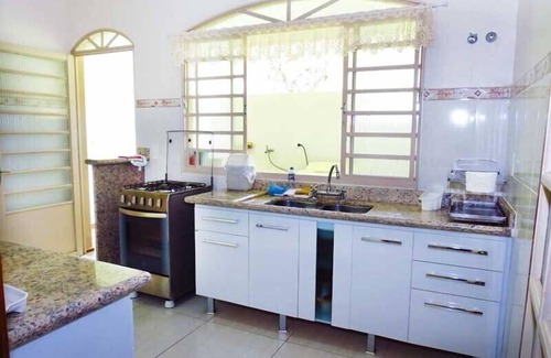 Atibaia Casa | Alquiler de habitaciones / Piso Compartido