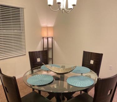 Davenport Casa | Beautiful, cozy and comfy home!