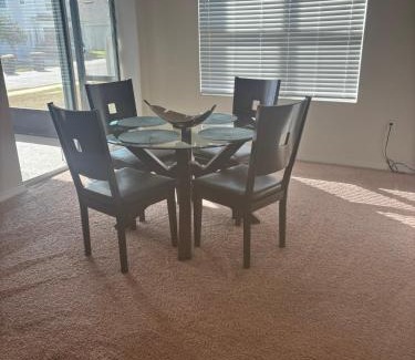 Davenport Casa | Beautiful, cozy and comfy home!