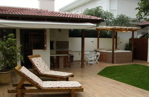 Jurere Internacional Casa | Acogedor y confortable, a 350 metros de la playa y del centro. Piscina, spa, 6 habitaciones con aire acondicionado.