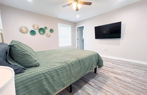 Cleveland Heights Casa | Beautiful Cozy *New Build Home* - Pet Friendly