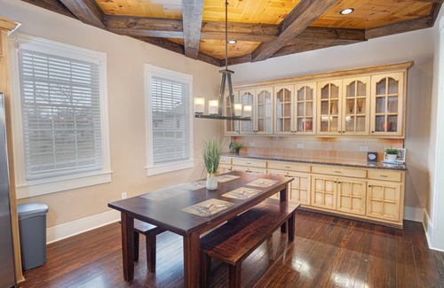 Near East Side Apartamento | Beautiful Craftmans 4br/2.5ba Home Near Downtown