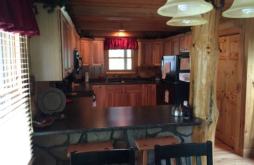 Robbinsville Cabina | *** GRAN PESCA DE INVIERNO *** 3 camas Creekside Mtn Log Cabin !!! Robbinsville, NC