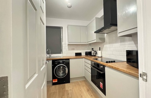 Selhurst Apartamento | Beautiful Croydon Serviced Accommodation, by Edens