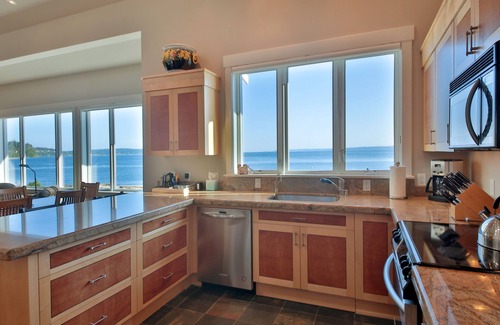 Clinton Casa | Hermosa, casa de playa en la bahía Inútil personalizada (Playa La luz del sol)