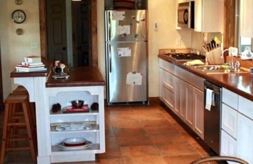 Livingston Casa | Hermosa cabaña personalizada en el río Shields