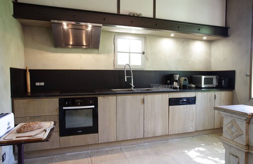 Le Beaucet Otro | Casa de campo provenzal muy espaciosa, piscina, capacidad15, totalmente equipada