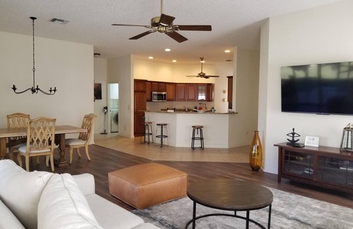 Virginia Trace Casa | Beautiful designer home at Virginia Trace, Lake Sumter's Landing